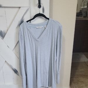 Isaac Mizrahi Soft Gray V-Neck Sweater